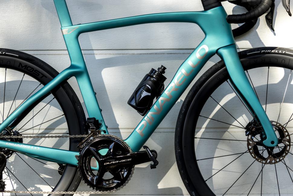 2025 Pinarello Dogma F frame