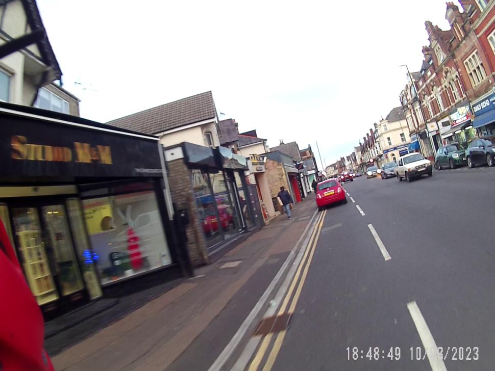 Boscombe cycle lane parkers (credit - Guy)