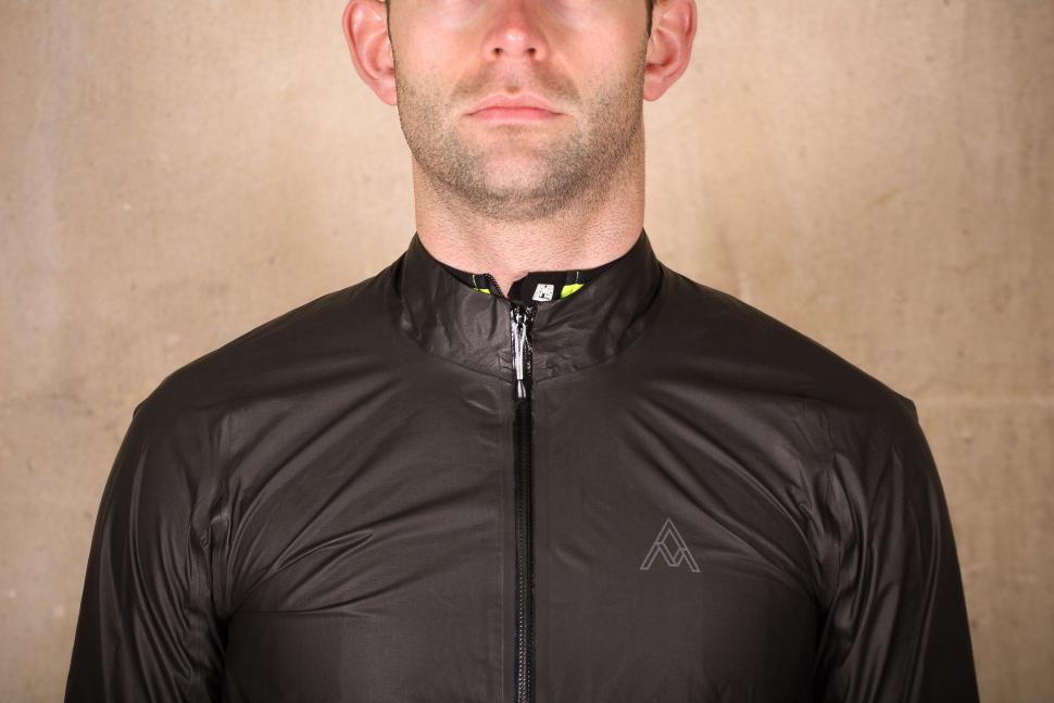 7Mesh Oro Jacket - collar.jpg