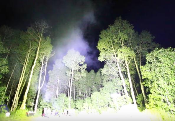 90,000 lumen light 2.png