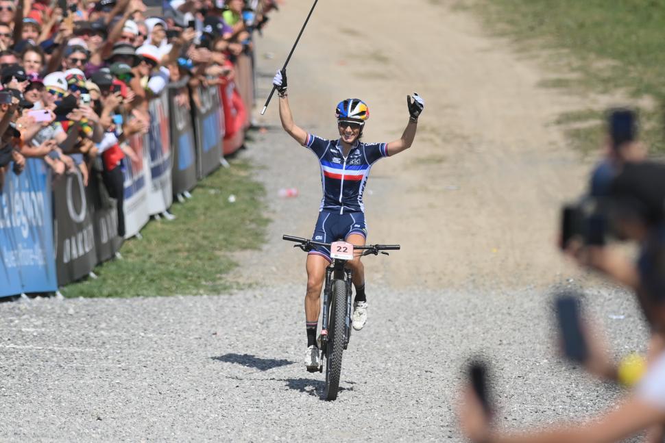 Pauline Ferrand-Pr&eacute;vot, 2022 UCI MTB World Championships (Alex Broadway/SWpix.com)