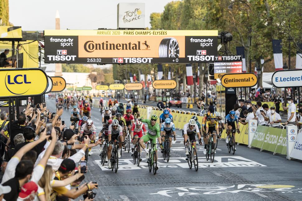 Sam Bennett wins in Paris, 2020 Tour de France