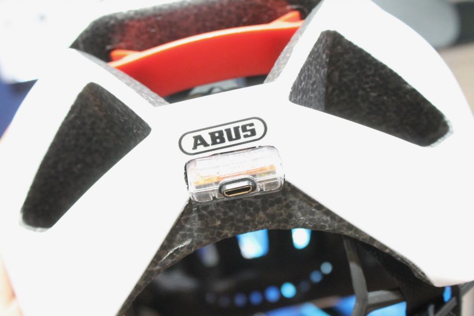 Abus Aventor Quin helmet  - 2.jpg