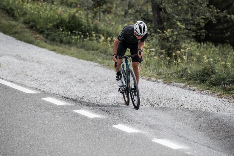 2022 BMC Roadmachine X