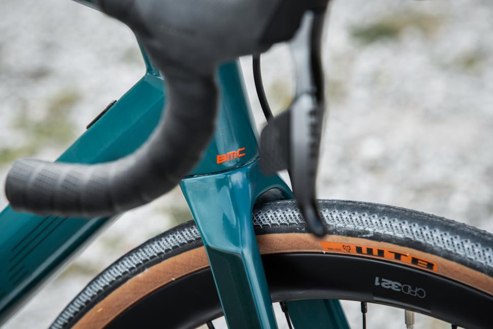 2022 BMC Roadmachine X AF2I7678-davidschultheiss-bmc
