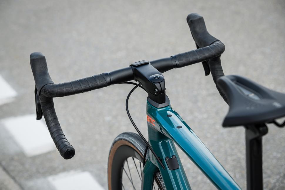 2022 BMC Roadmachine X AF2I7684-davidschultheiss-bmc