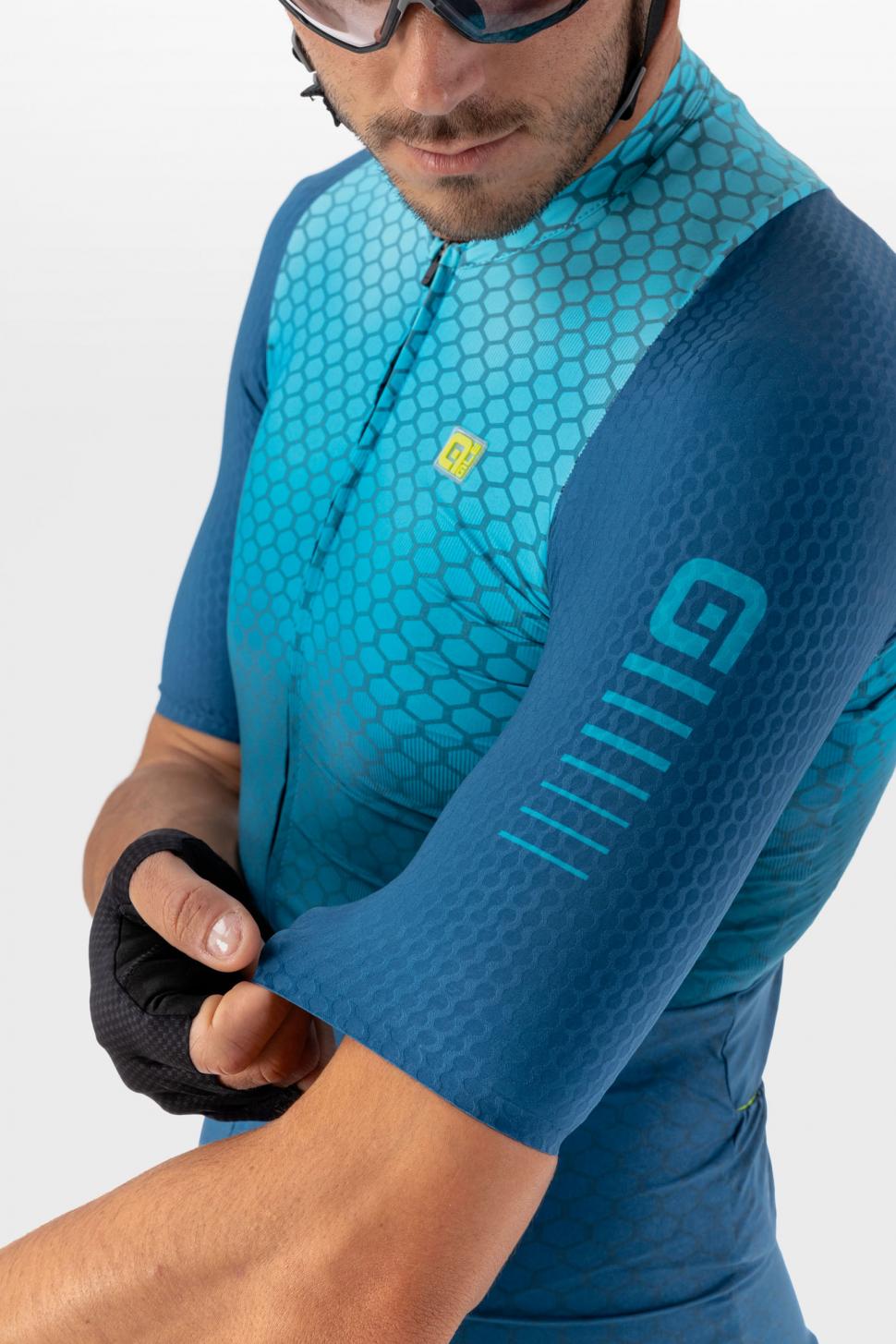 Ale Velocity G+ sleeves