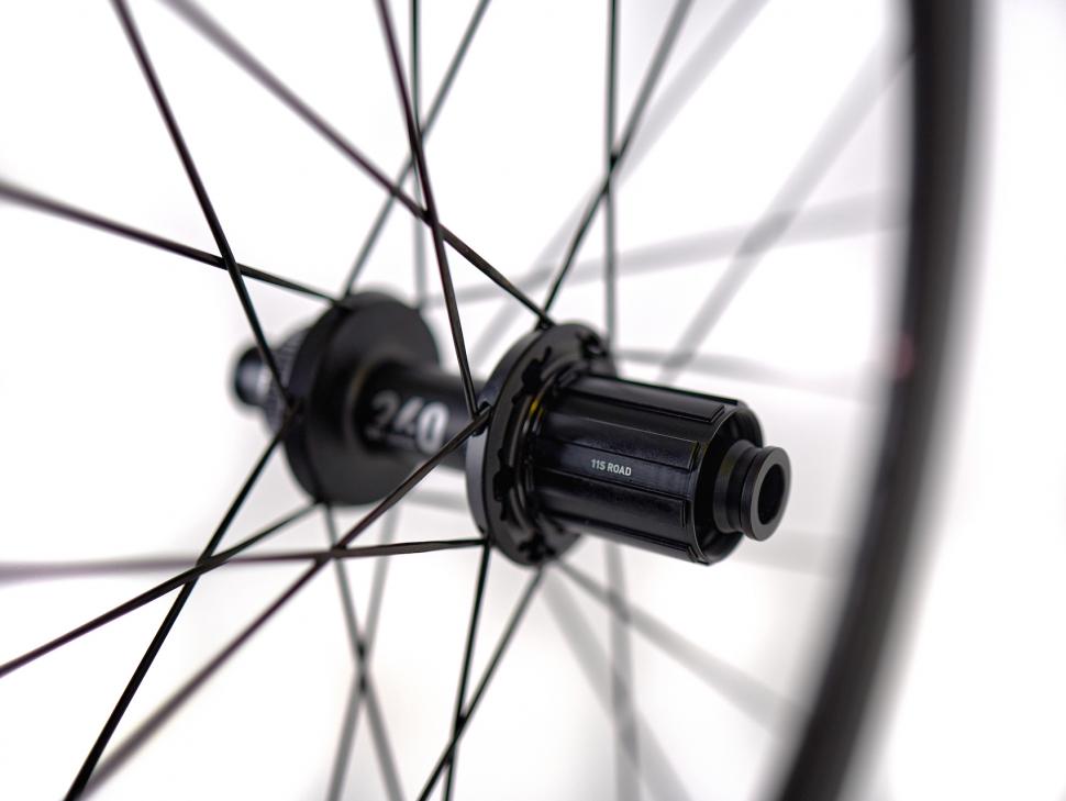 2022 Swiss Side Hadron2 All-Road wheelset hub