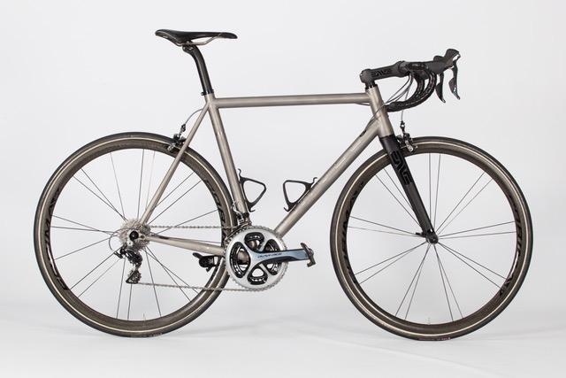 Angel_Cycle_Works_Titanium_Performance_Road-8.jpg