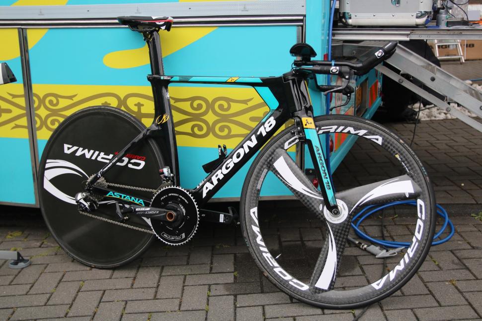 argon 18 tt bike - 1.jpg