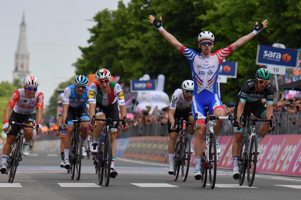 Arnaud Demare wins 2019 Giro d'Italia Stage 10 (picture RCS Sport, LaPresse)