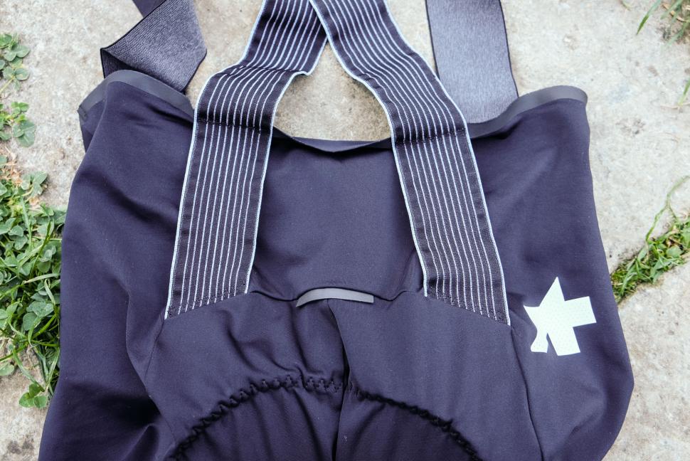 assos equipe rs s9 shorts3