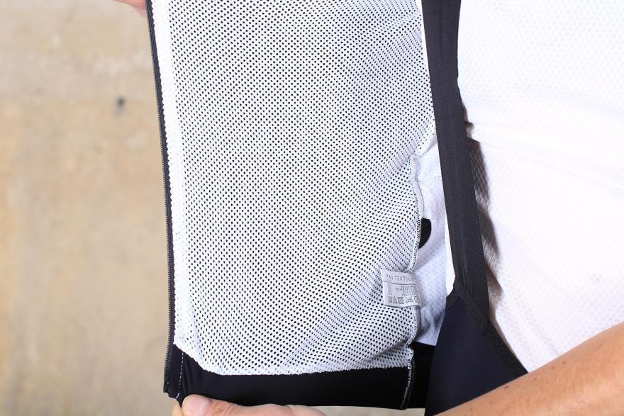 assos-ss.campionissimojerseyev07-inside.jpg