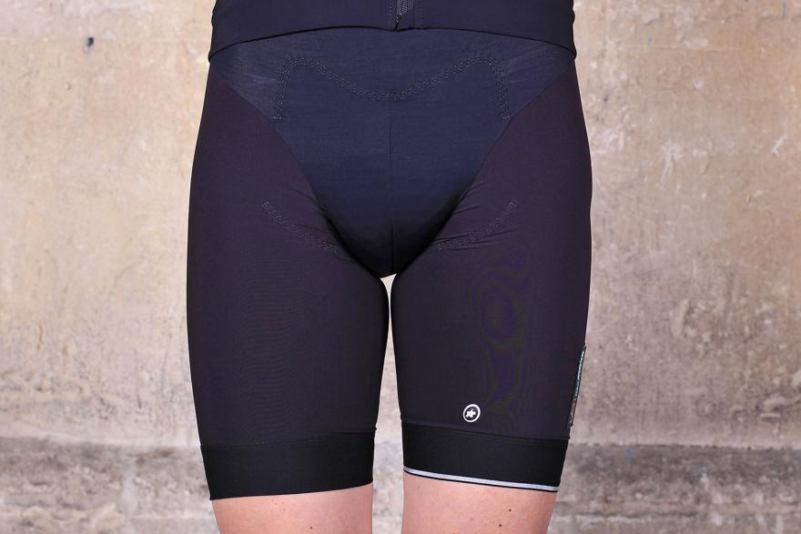 assos-t.ff1shortss7.jpg