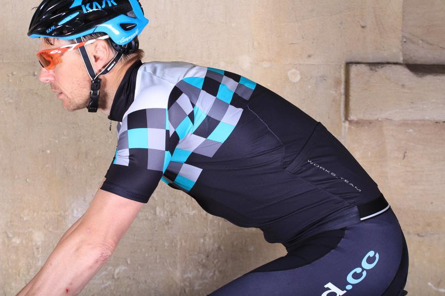 assos-t.worksteam-jersey-riding.jpg