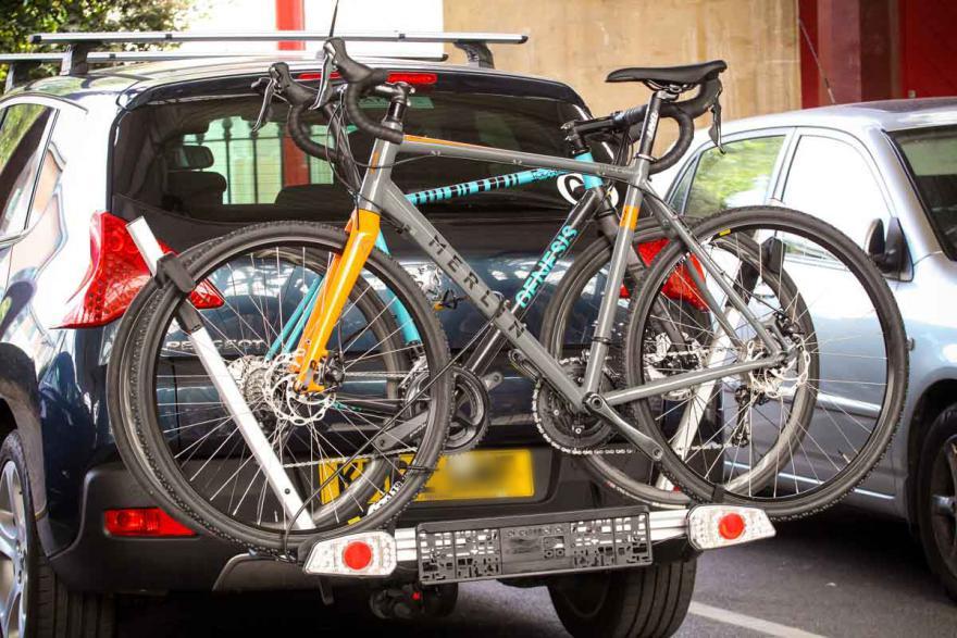 auxtailtowballmountcyclecarrier