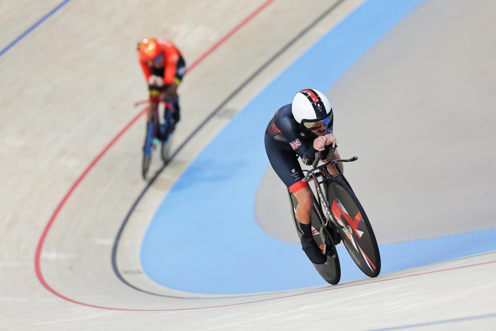 Women's C1-2-3 3000m individual pursuit - gold medal final - Daphne Schrager (Alex Whitehead/SWpix.com)