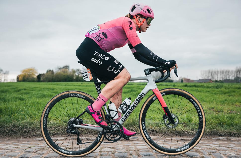 Zoe B&auml;ckstedt, 2023 Paris-Roubaix (Alex Whitehead/SWpix.com)