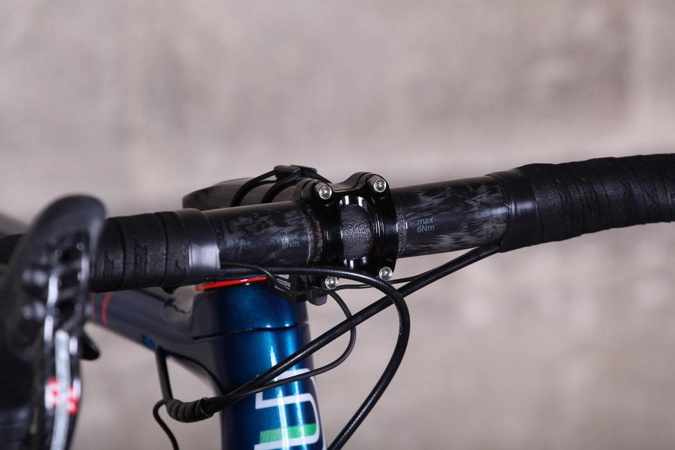 Basso Diamante SV - bars 2.jpg