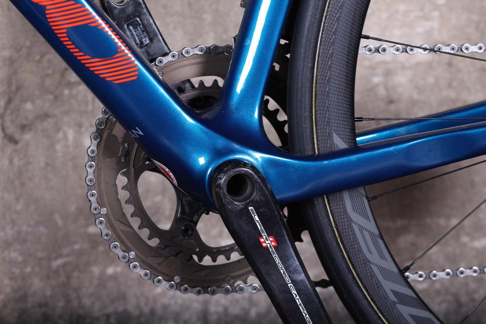 Basso Diamante SV - bottom bracket.jpg