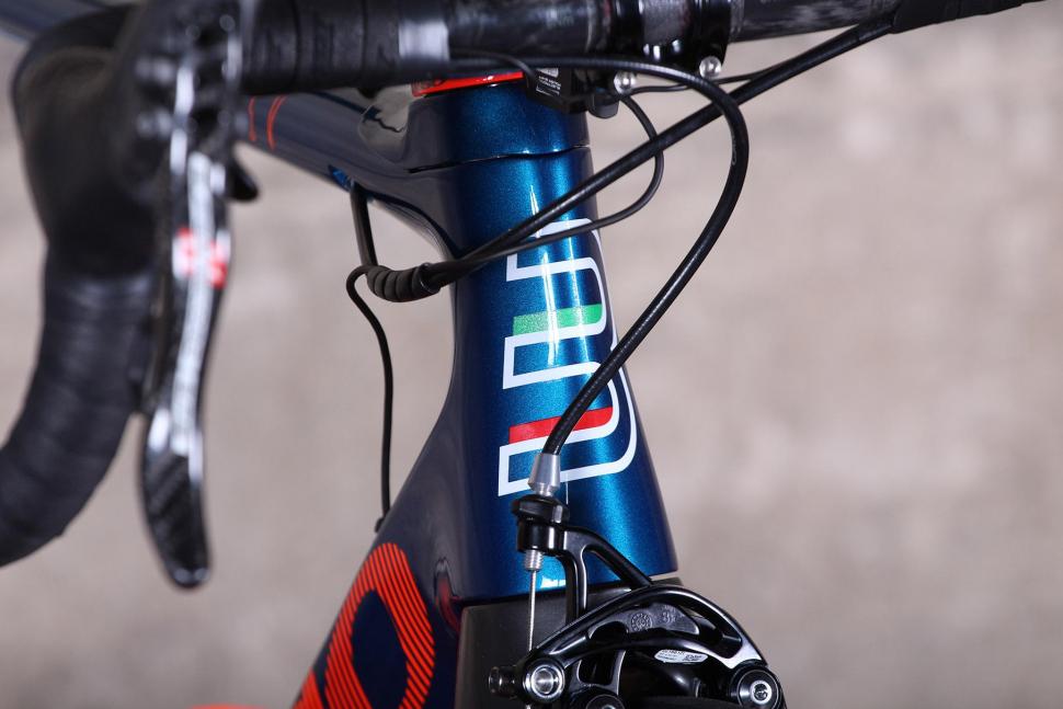 Basso Diamante SV - head tube badge.jpg