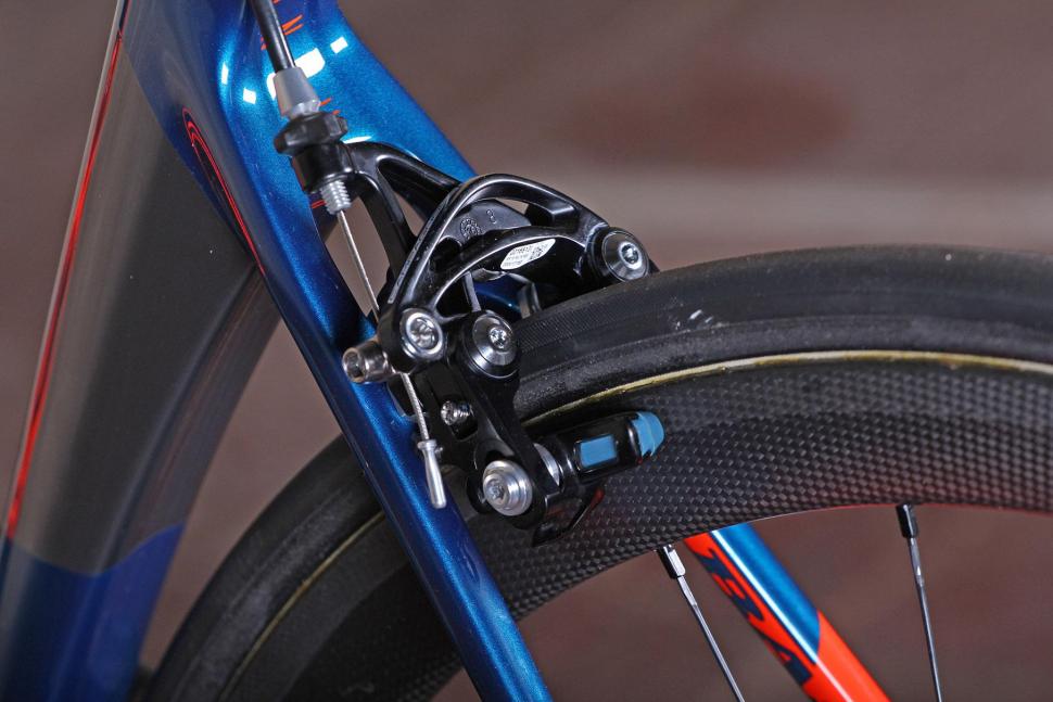 Basso Diamante SV - rear brake.jpg