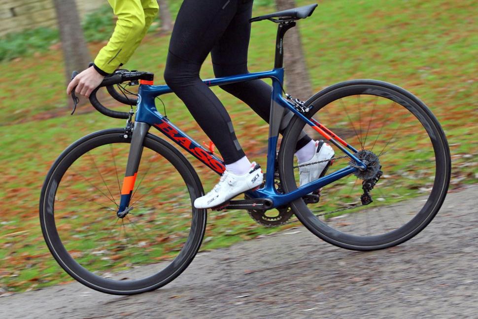 Basso Diamante SV - riding 2.jpg