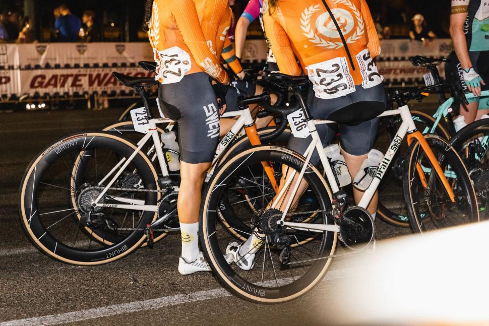 2022 Hunt 48 & 60 Limitless Carbon Spoke Disc race teams