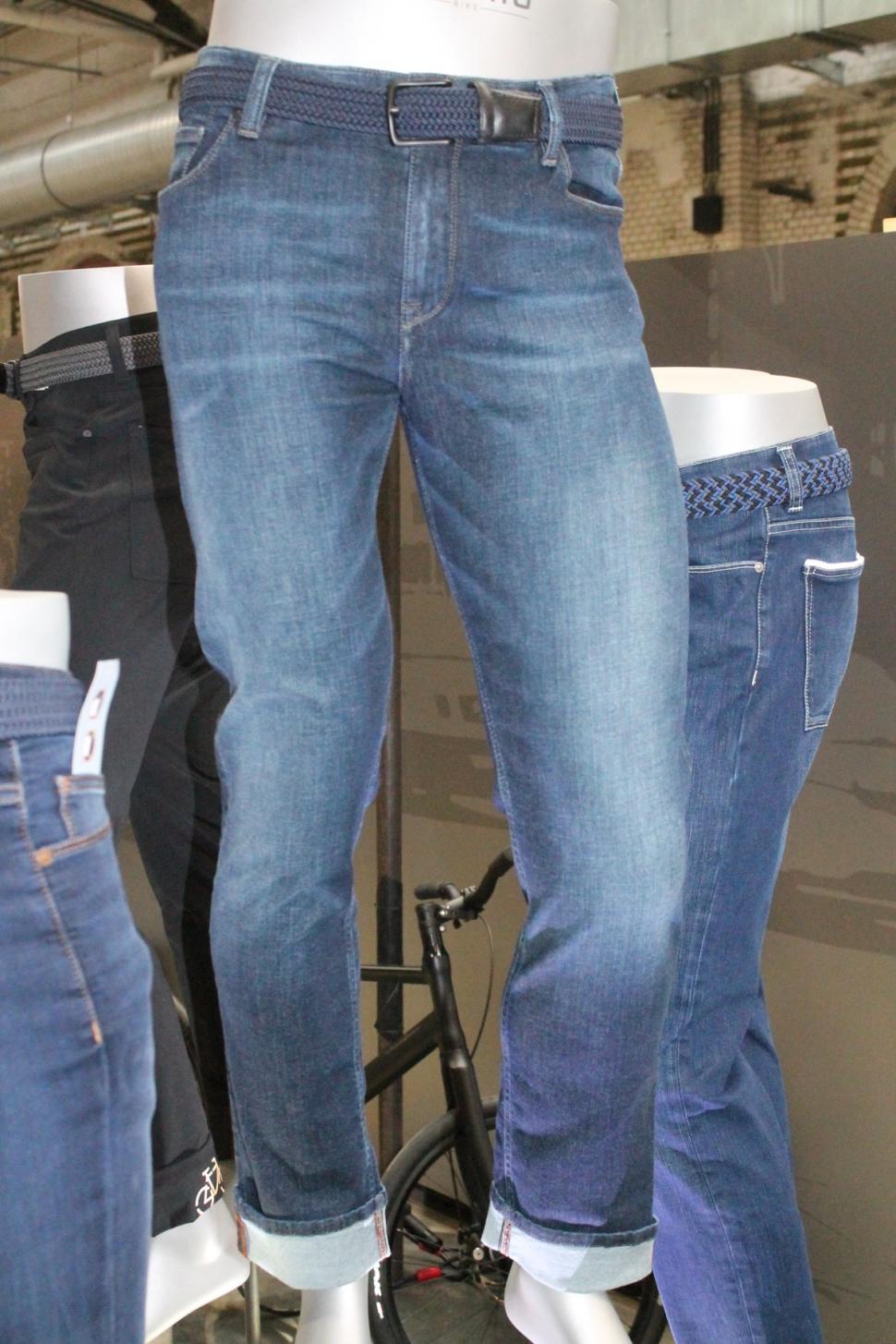 Berliner Fahrradschau 2016 clothing - 3.jpg