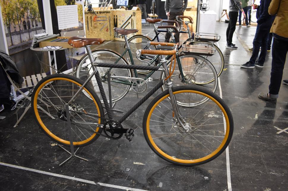 Bespoked 2021 - Maison Tamboite With belt drive and cloth frame protection.jpg