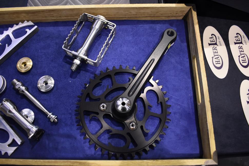 Bespoked 2021 - NEW Anodized chainwheel from Chater Lea.jpg