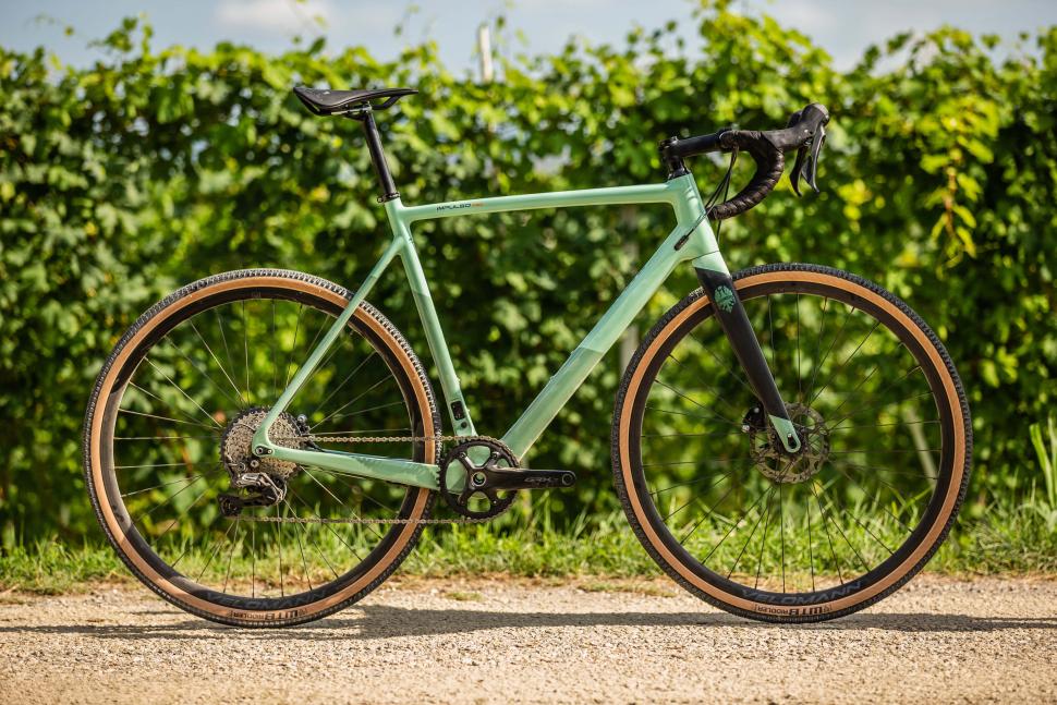 2021 Bianchi Impulso Pro 9