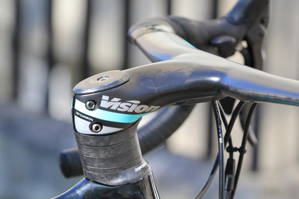 Bianchi Oltre XR4 - stem.jpg