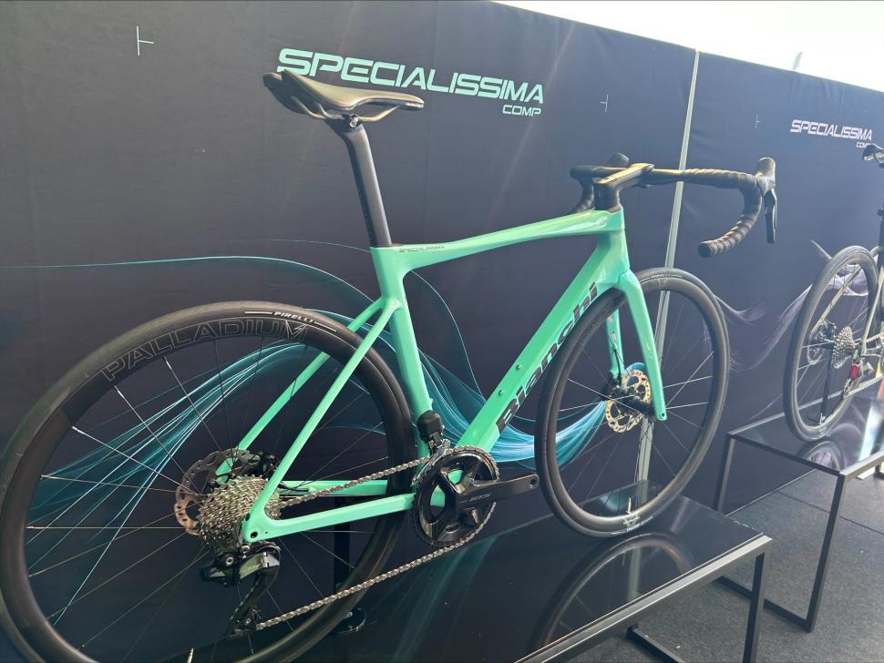 Bianchi Specialissima Comp 2024 - rear.jpeg