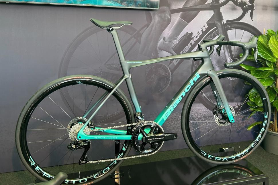Bianchi Specialissima RC 2024.jpeg