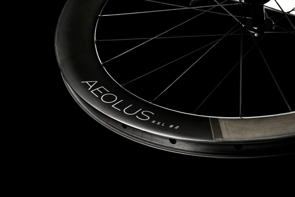 Bontrager Aoleus RSL Wheels-3