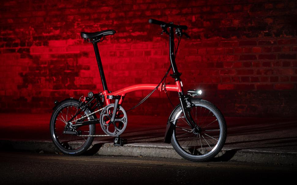 Brompton_Black2020__200