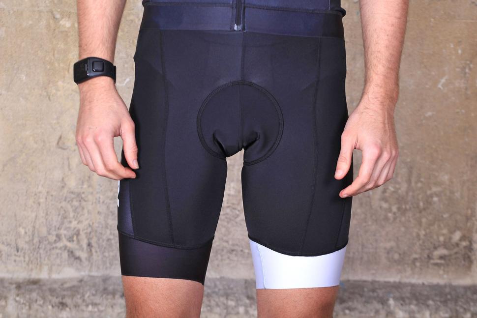 BTwin 700 Cycling Bib shorts.jpg