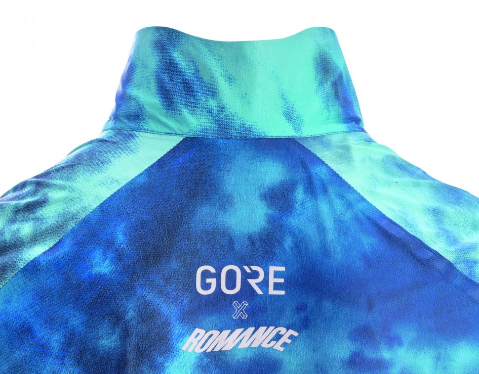 C7 GORE-TEX SHAKEDRY™ Print Jacket (2)