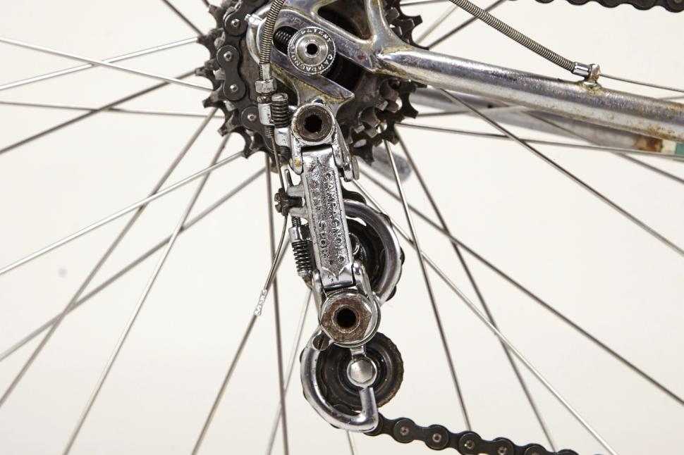 Campagnolo Gran Sport rear derailleur (CC BY-NC 2.0 Officine Sfera|Flickr).jpg