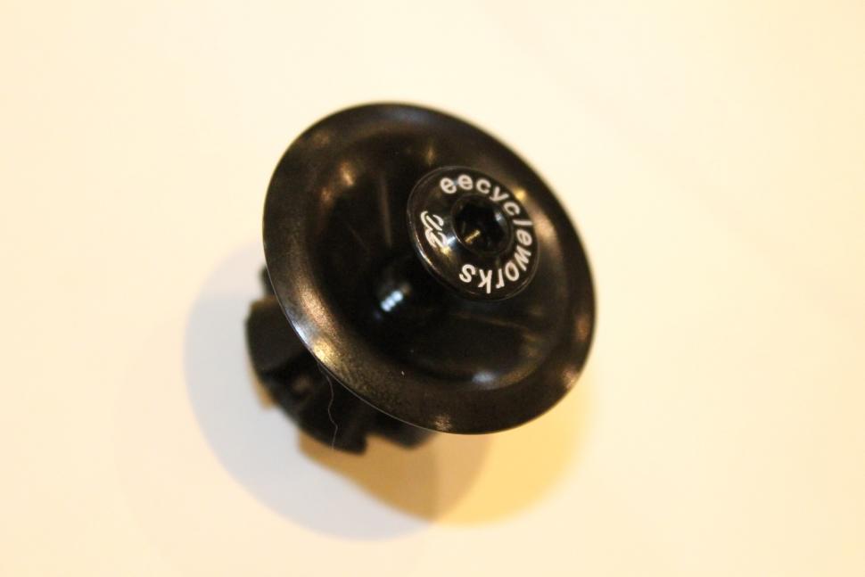 Cane Creek headset preloader - 1.jpg