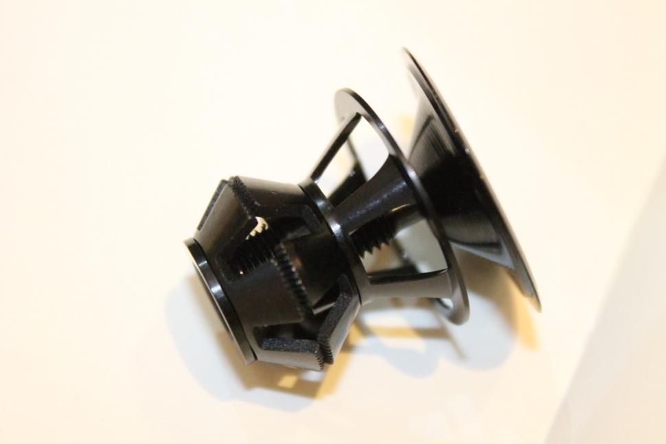 Cane Creek headset preloader - 2.jpg