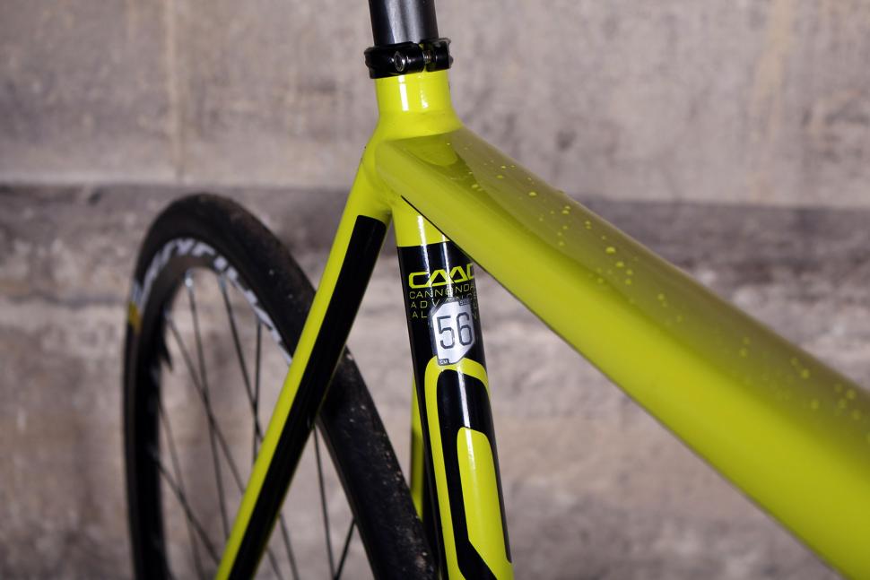 Cannondale CAAD12 Disc - seat tube detail.jpg