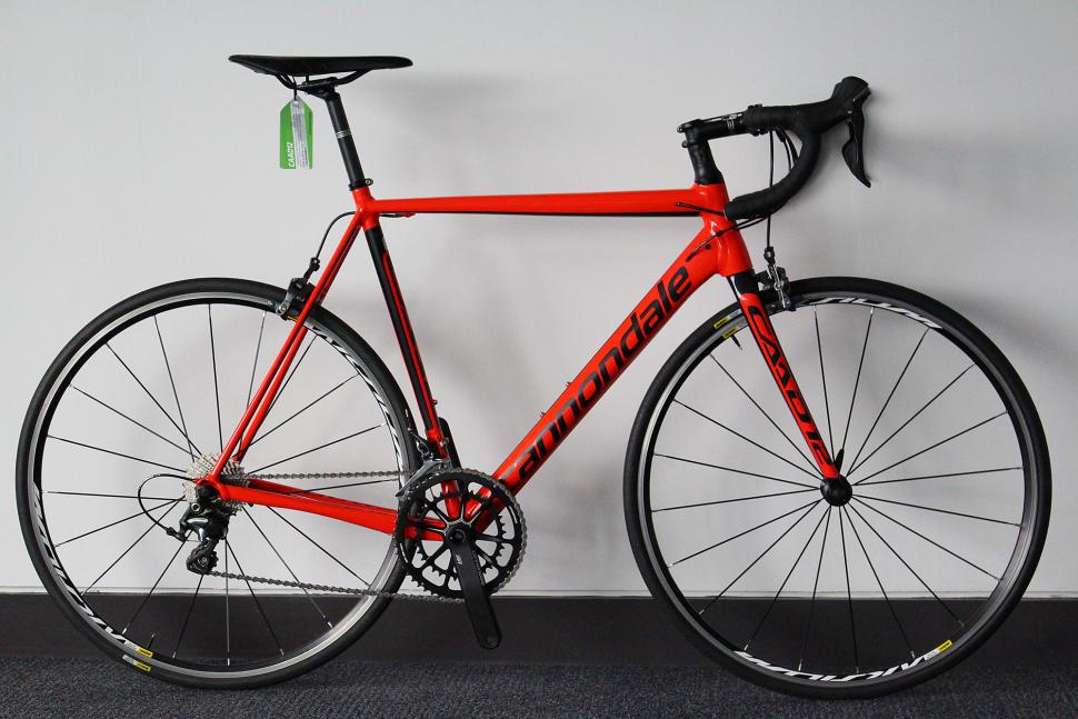 Cannondale CAAD12 Ultegra 3 - full bike.jpg