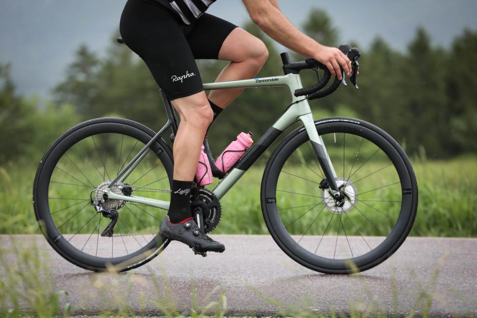 cannondale supersix evo riding shots6