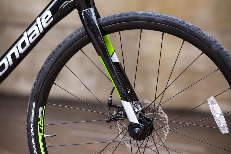 cannondale_synapse_disc_sora_-_fork.jpg