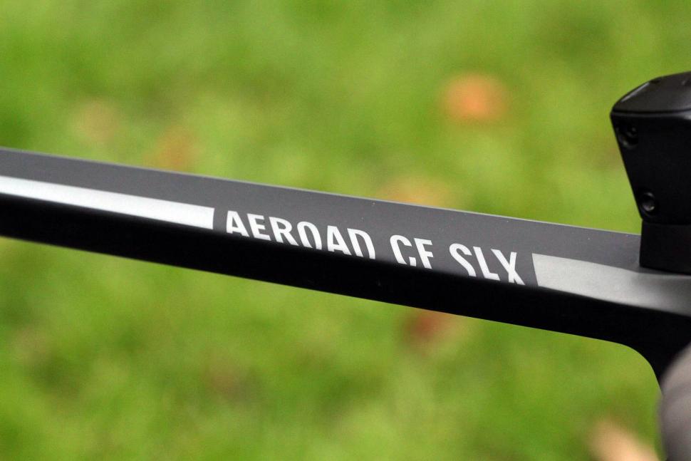 Canyon Aeroad CF SLX Disc 8.0 Di2 - decal.jpg