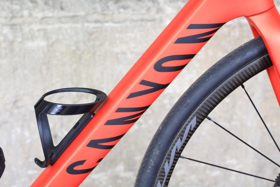 Canyon Endurace CF SLX - down tube.jpg