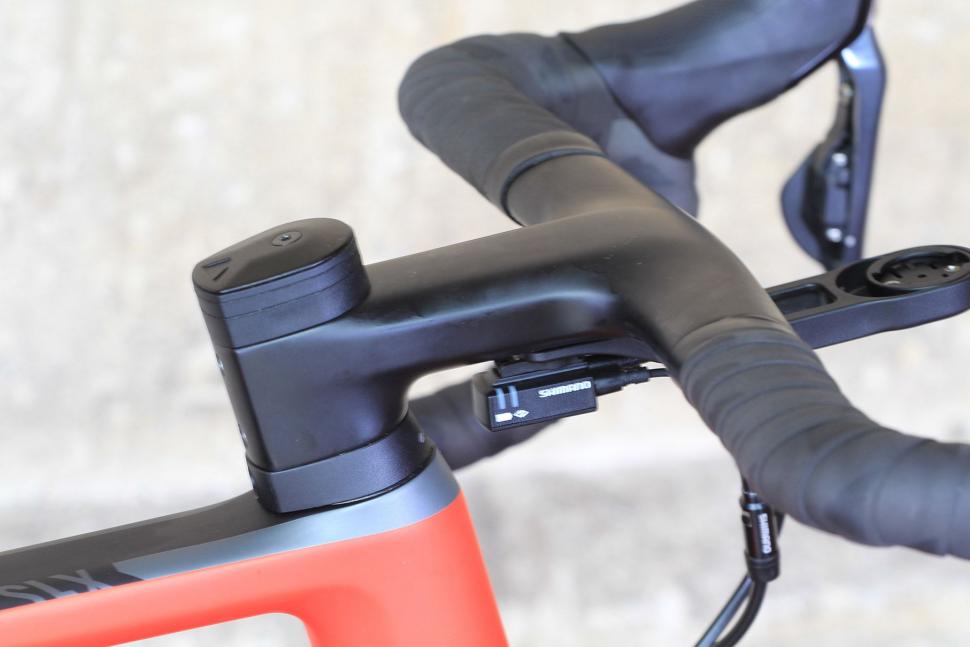 Canyon Endurace CF SLX - stem.jpg