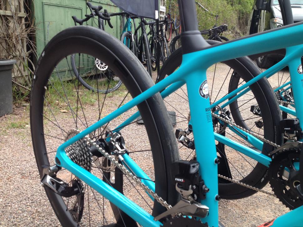 Canyon Endurace WMN CF SL_7.jpg